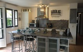 Beautiful Ground Floor 2 Bedroom Apartment