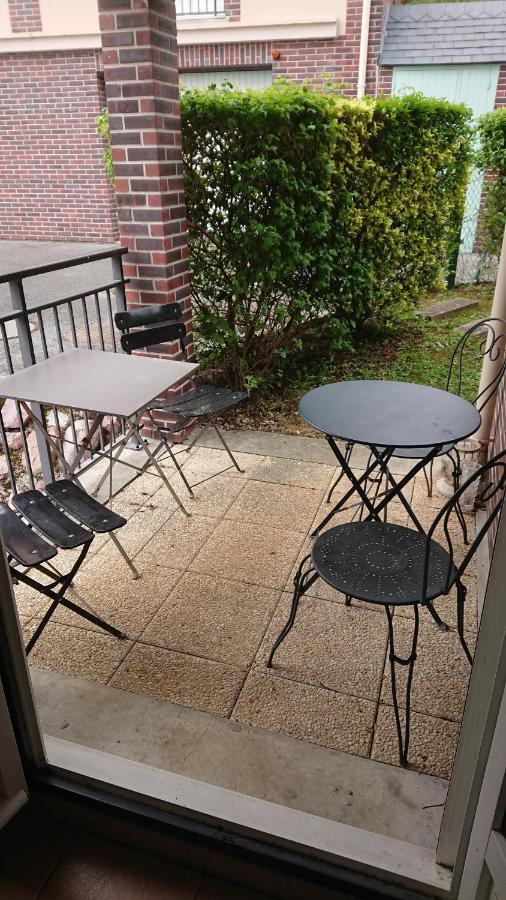 Beautiful Ground Floor 2 Bedroom Apartment Honfleur Buitenkant foto